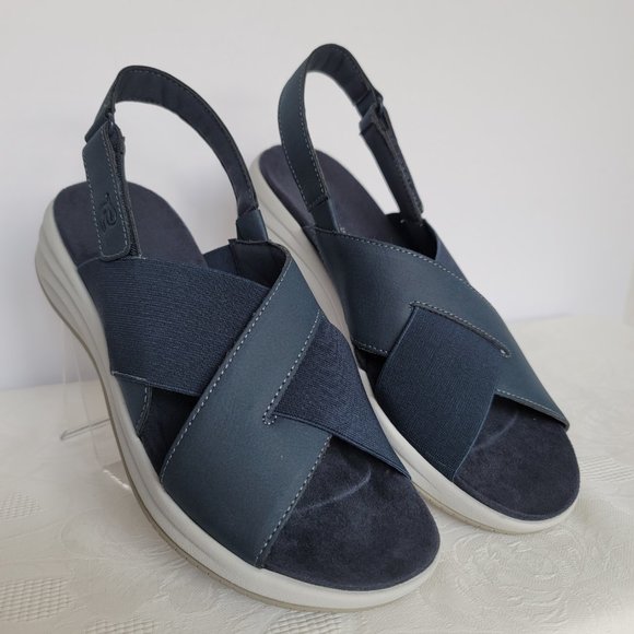 EASY SPIRIT Daimiel3 Textile Sandals- Navy color- Women's Size 9M - Picture 3 of 11